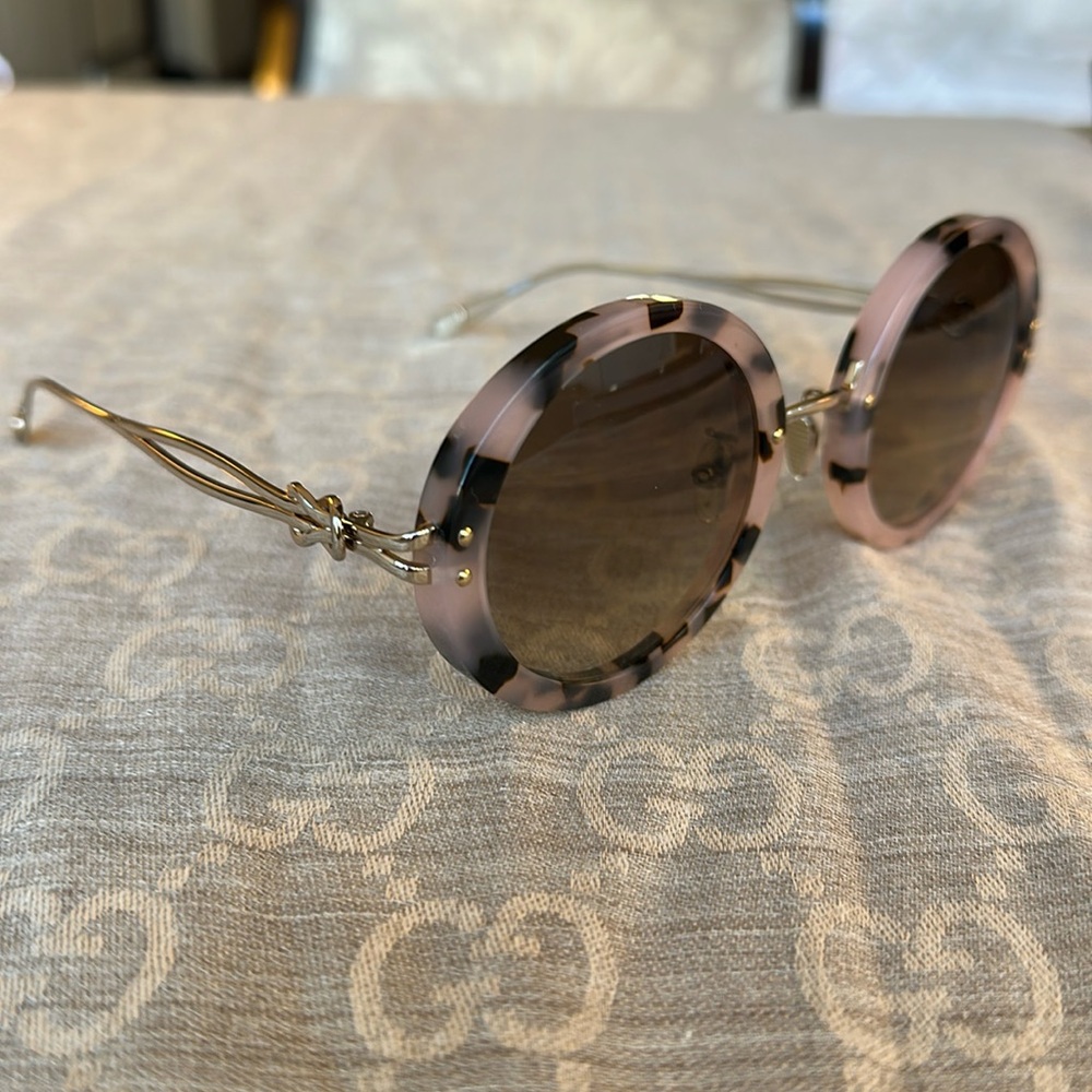 037 Fred MSRP $650